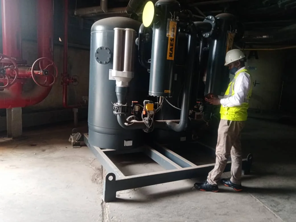 NOC technician at industrial equipment